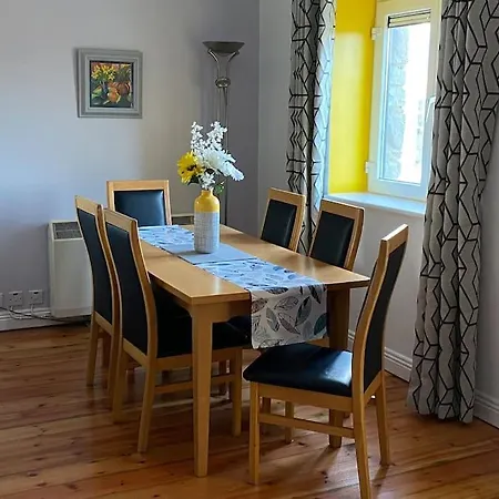 Apartment Sea View, 1st Floor, Harbour Mill, Quay *